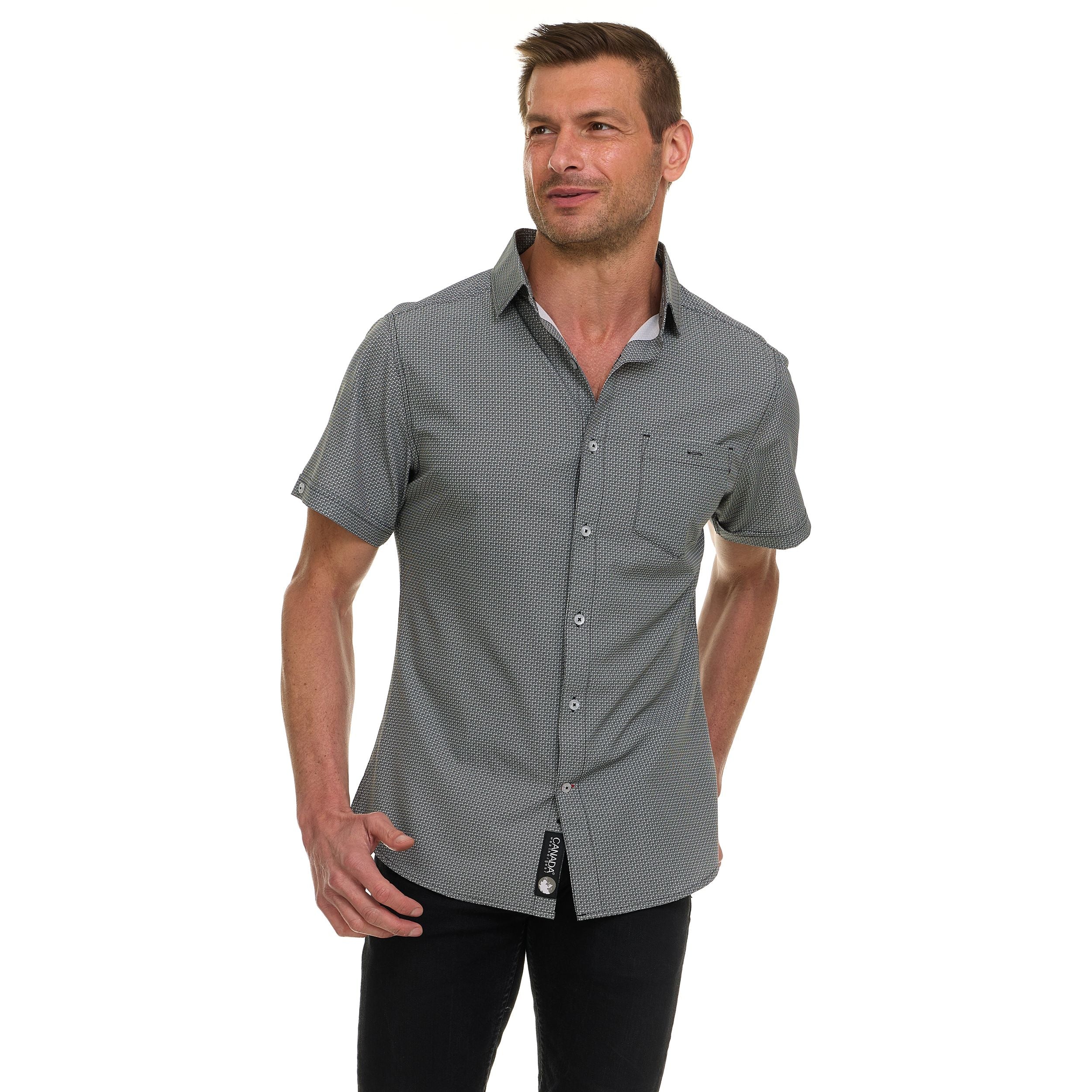 Canada Weather Gear Men’s Short Sleeve Button-Up Shirt – Casual Slim Fit Collared Shirt with Front Pocket – Lightweight Stretch