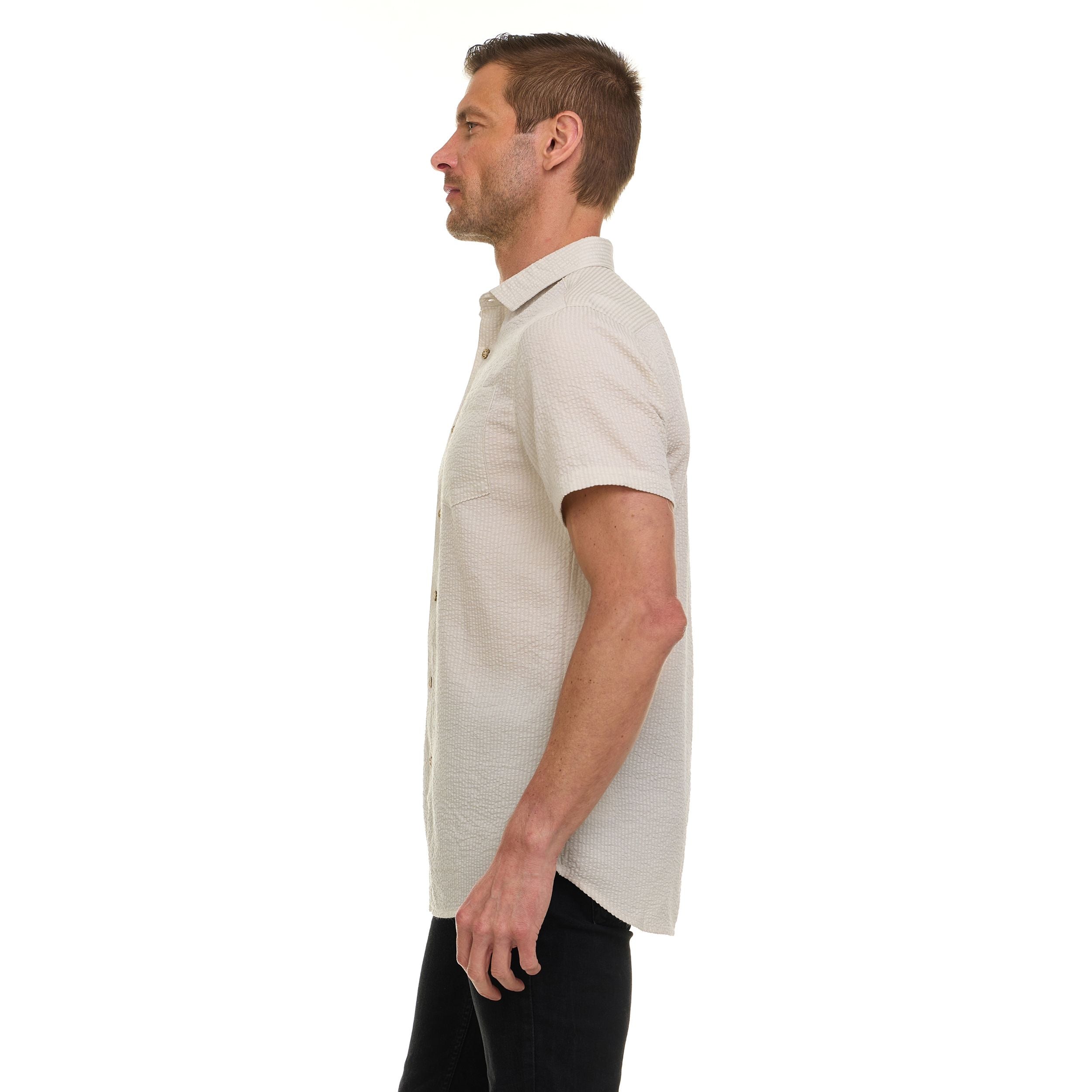 Canada Weather Gear Men’s Seersucker Button-Down Shirt – Short Sleeve Solid Textured Short Sleeve Shirt with Chest Pocket