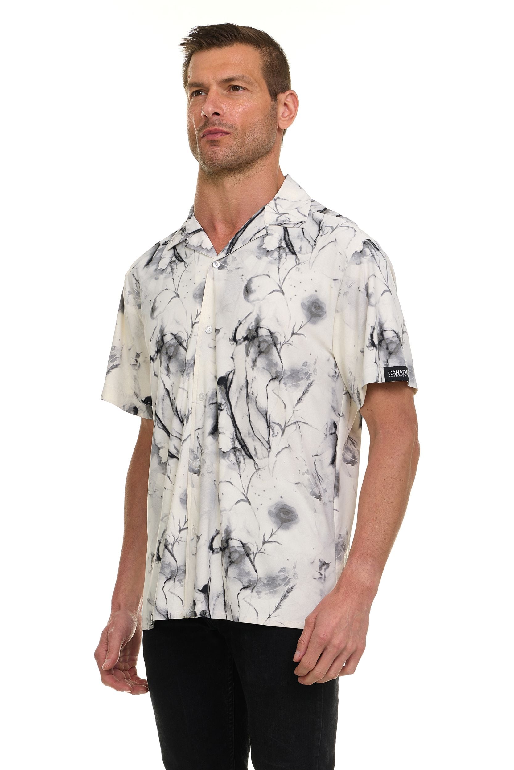 Canada Weather Gear Men’s Printed Camp Collar Shirt – , Super Stretch, 4-Way Stretch, Moisture Wicking, Wrinkle Resistant