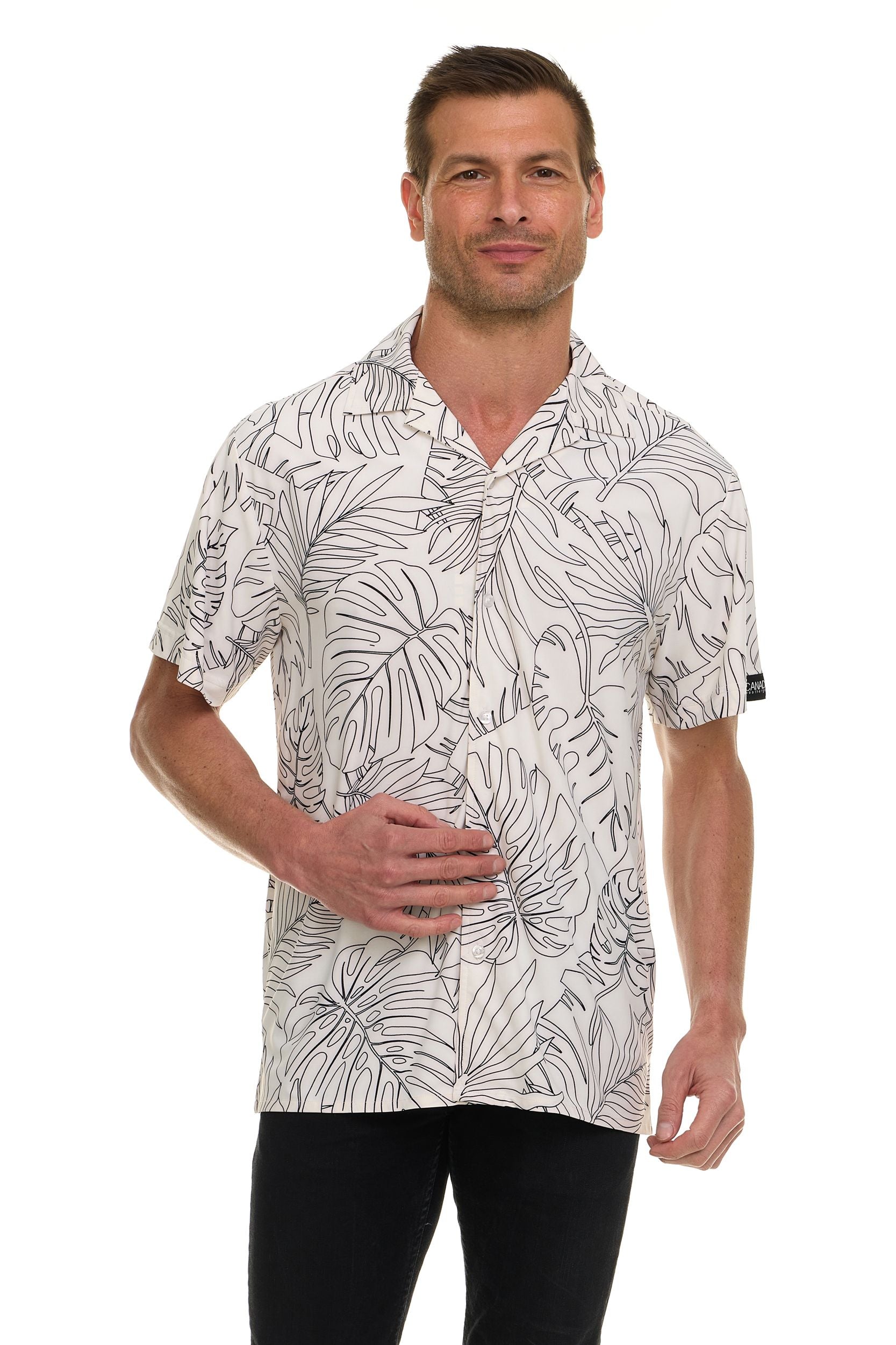 Canada Weather Gear Men’s ICE Fabric Camp Collar Shirt – 4-Way Super Stretch, Wrinkle Resistant, Moisture Wicking Travel Shirt