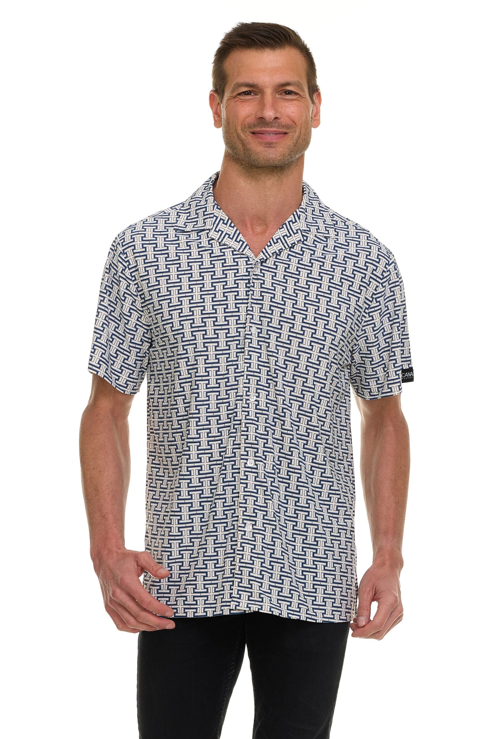 Canada Weather Gear Men’s Short Sleeve Shirt – 4-Way Super Stretch, Wrinkle-Resistant, Travel Friendly, Moisture-Wicking