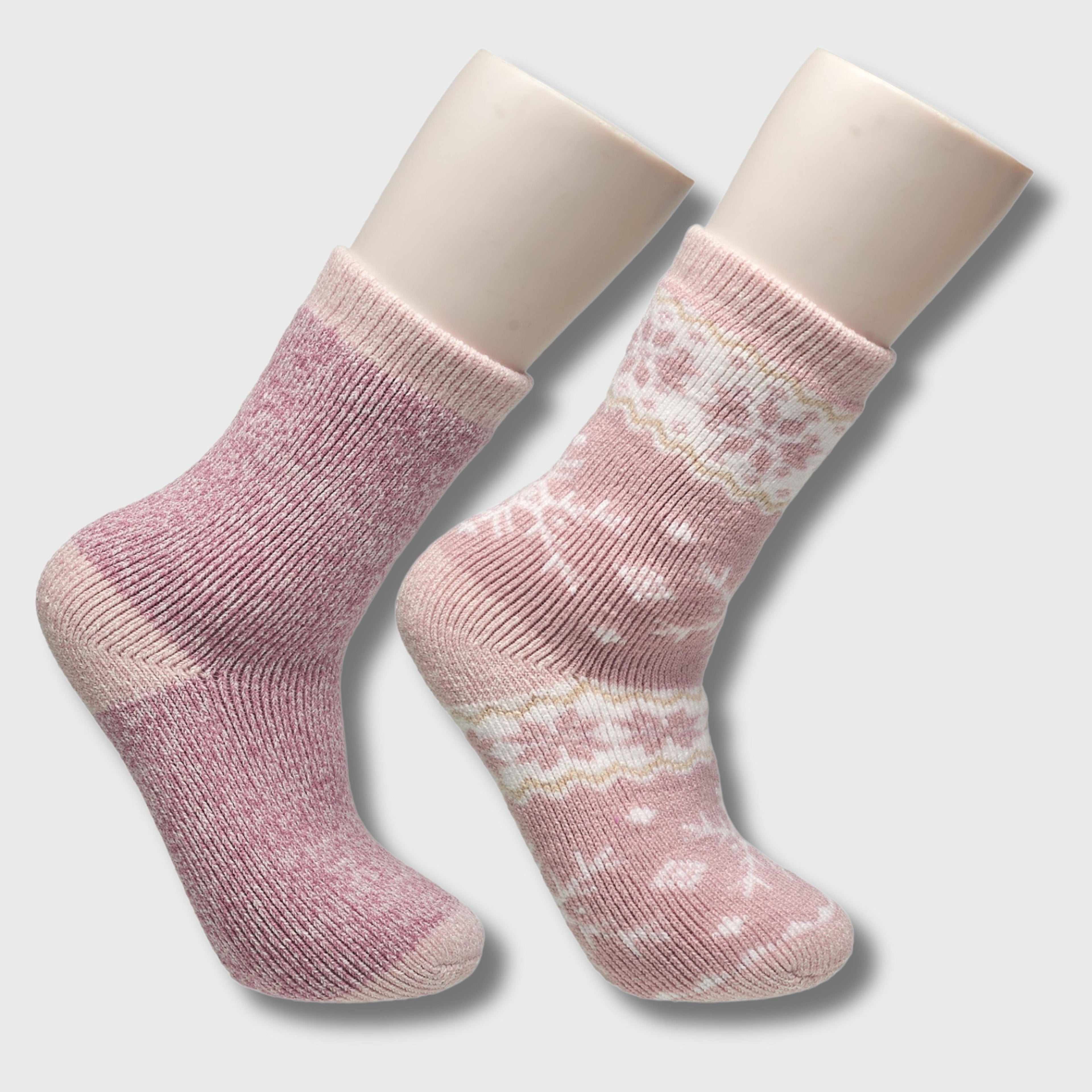 Canada Weather Gear 2-Pack Fleece Lined Thermal Crew Socks - Cozy Winter Socks for with Brushed Interior - Size 4-10