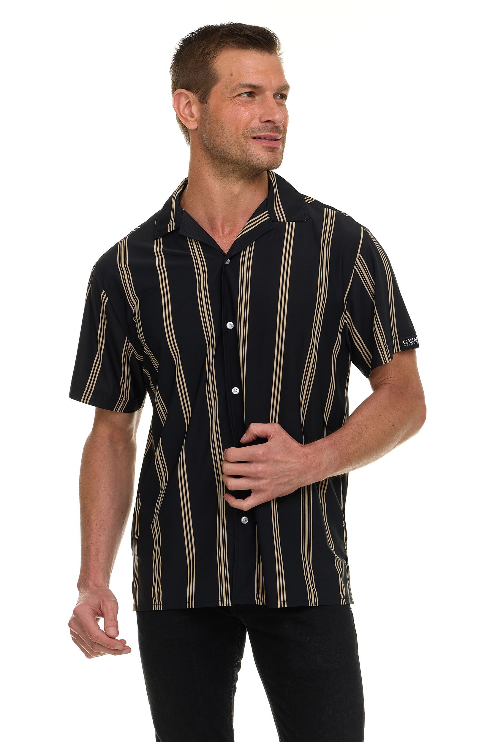 Canada Weather Gear Men’s Short Sleeve Stretch Shirt – 4-Way Super Stretch, Moisture Wicking, Wrinkle Resistant, Travel Friendly