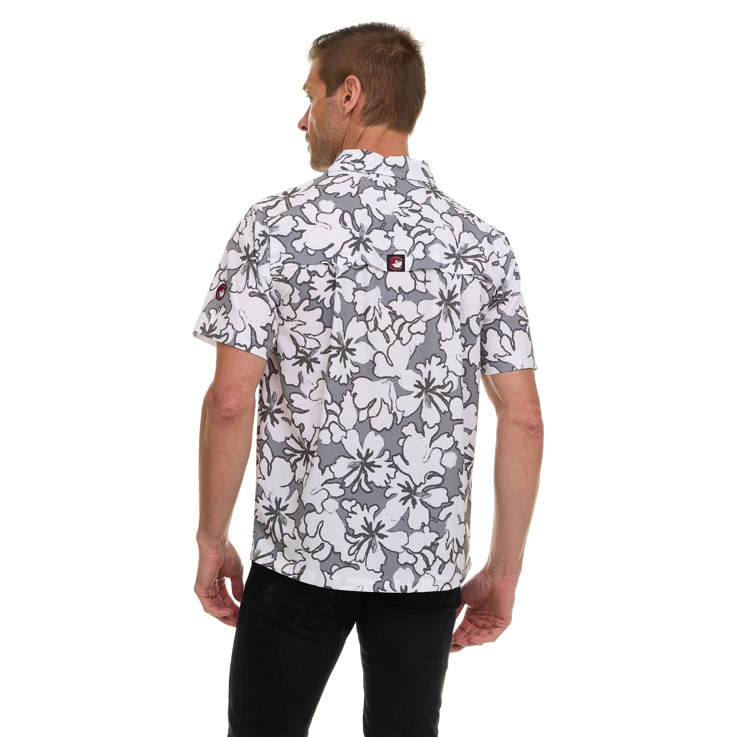 Canada Weather Gear Men’s Short Sleeve Button-Down Shirt – Casual Lightweight Printed Shirt with Chest Pocket