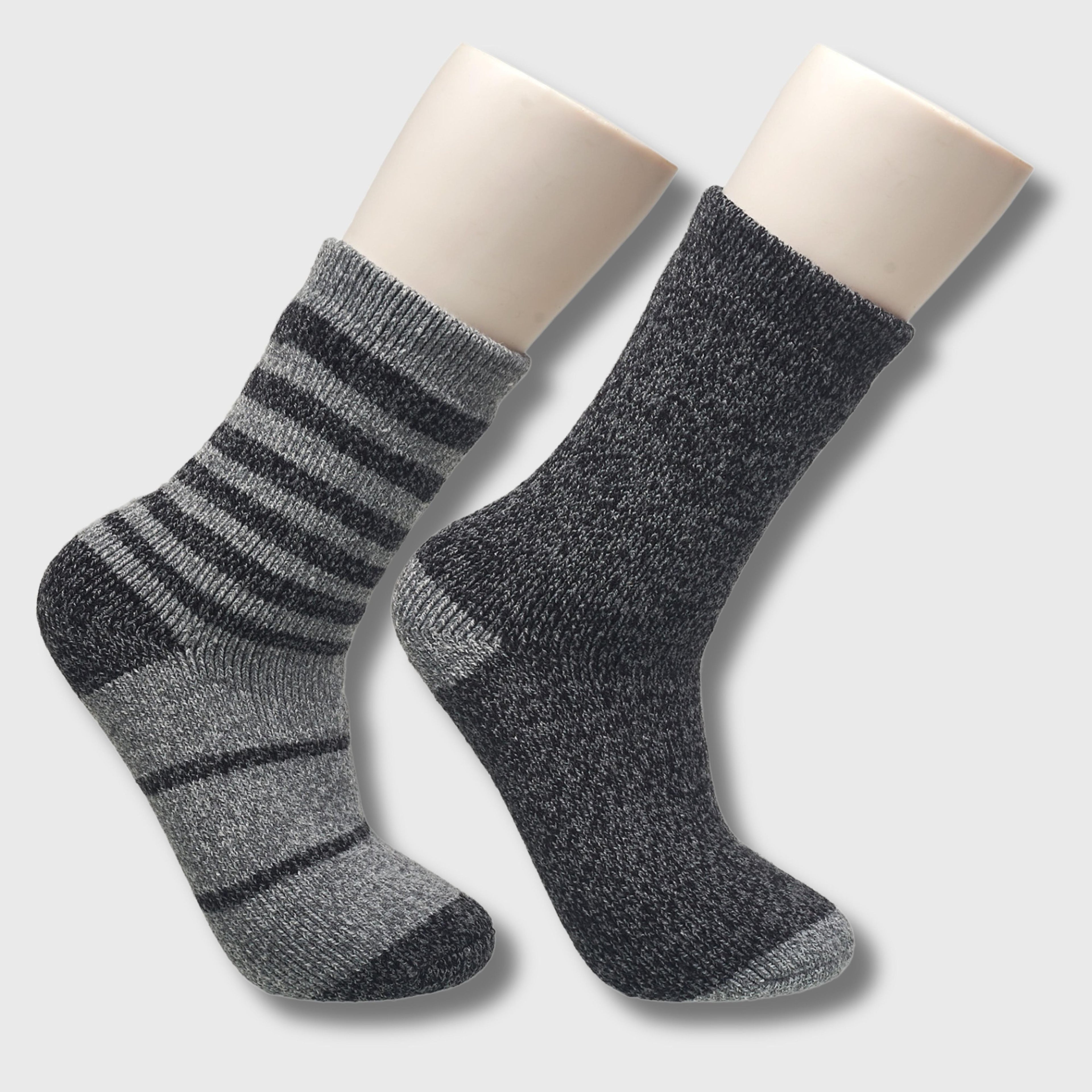 Canada Weather Gear 2-Pack Fleece Lined Thermal Crew Socks - Cozy Winter Socks for with Brushed Interior - Size 4-10