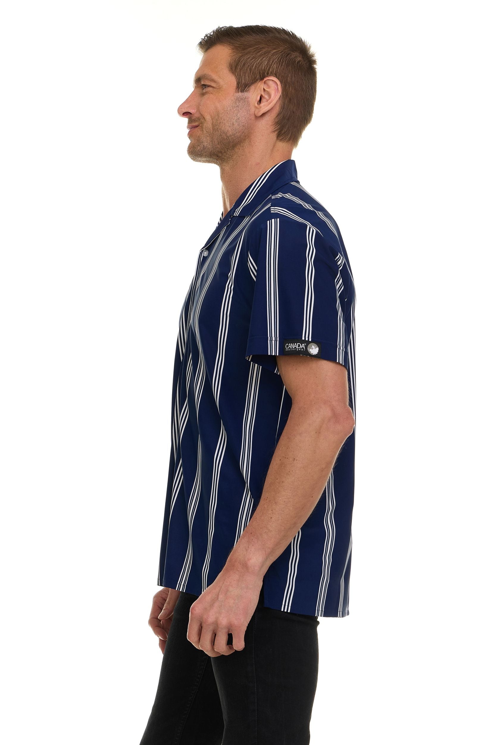 Canada Weather Gear Men’s Short Sleeve Stretch Shirt – 4-Way Super Stretch, Moisture Wicking, Wrinkle Resistant, Travel Friendly