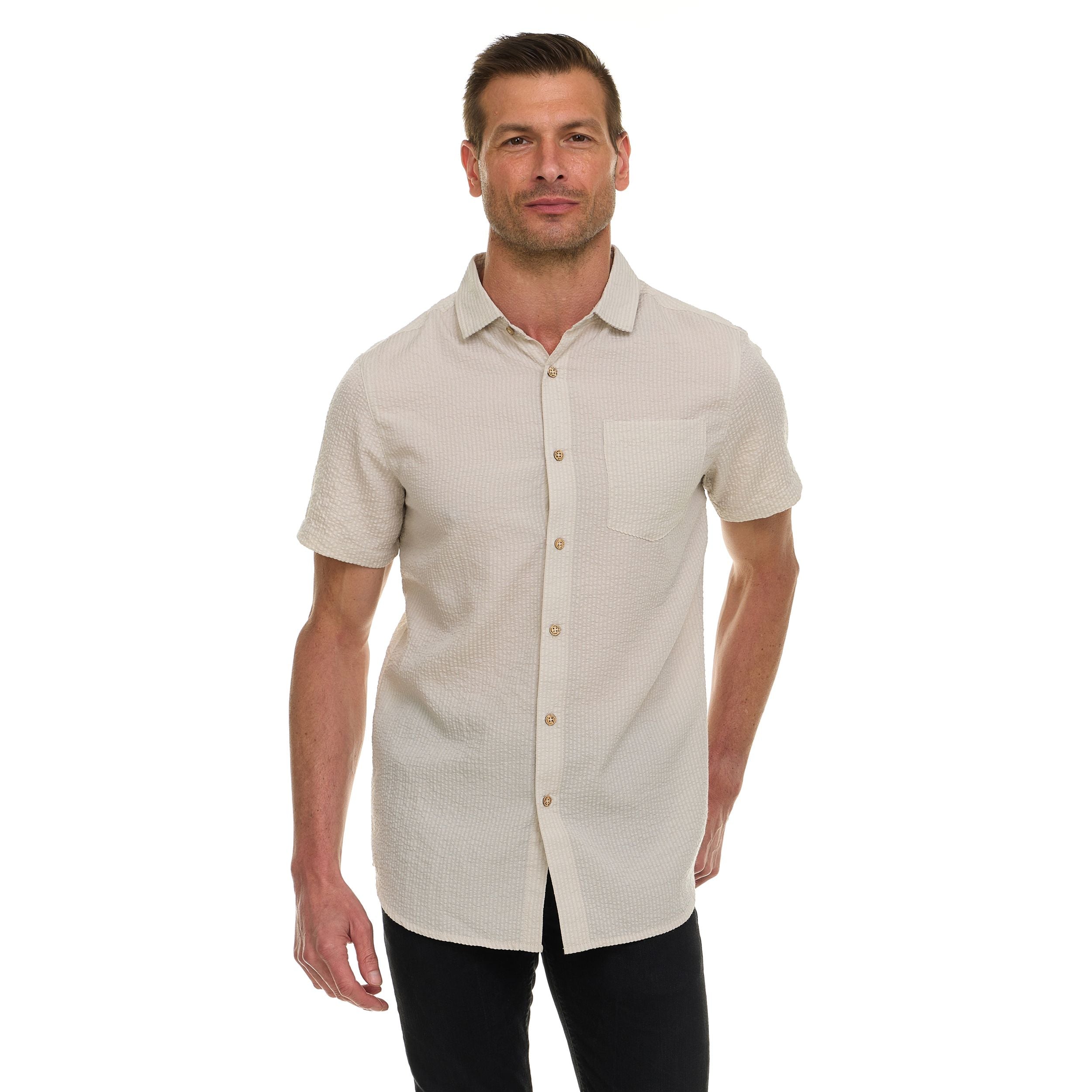 Canada Weather Gear Men’s Seersucker Button-Down Shirt – Short Sleeve Solid Textured Short Sleeve Shirt with Chest Pocket