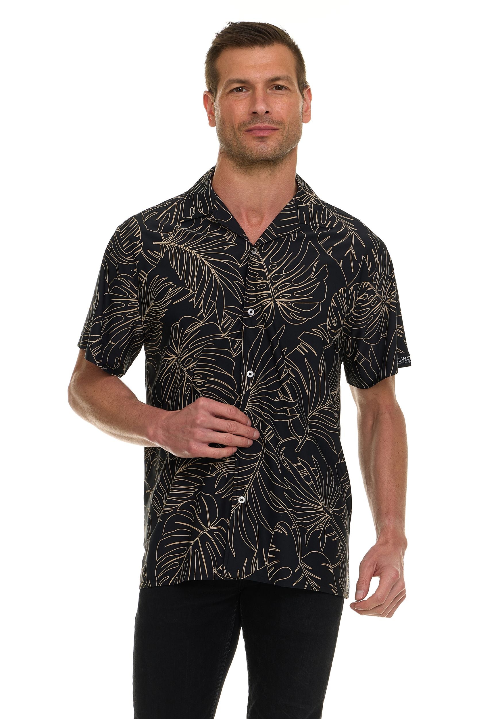 Canada Weather Gear Men’s ICE Fabric Camp Collar Shirt – 4-Way Super Stretch, Wrinkle Resistant, Moisture Wicking Travel Shirt