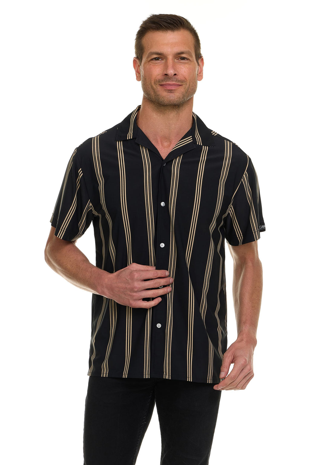 Canada Weather Gear Men’s Short Sleeve Stretch Shirt – 4-Way Super Stretch, Moisture Wicking, Wrinkle Resistant, Travel Friendly